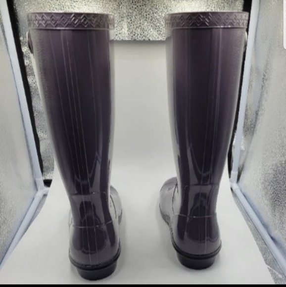 Ugg Rainboots - Picture 4 of 4